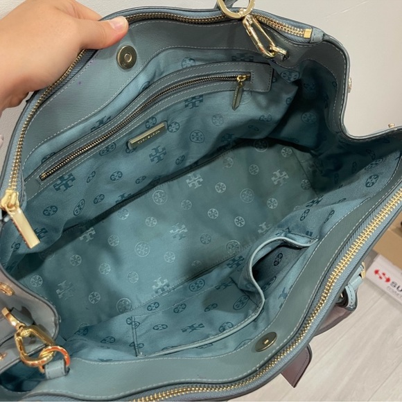 Tory Burch Robinson Double Zip Tote Large Handbag - Picture 9 of 13